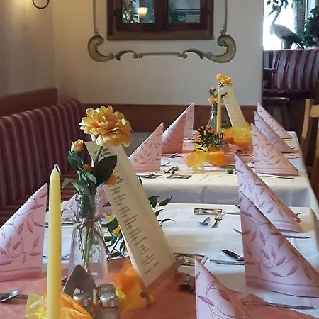 Gasthof Zum Kirchenwirt 3*